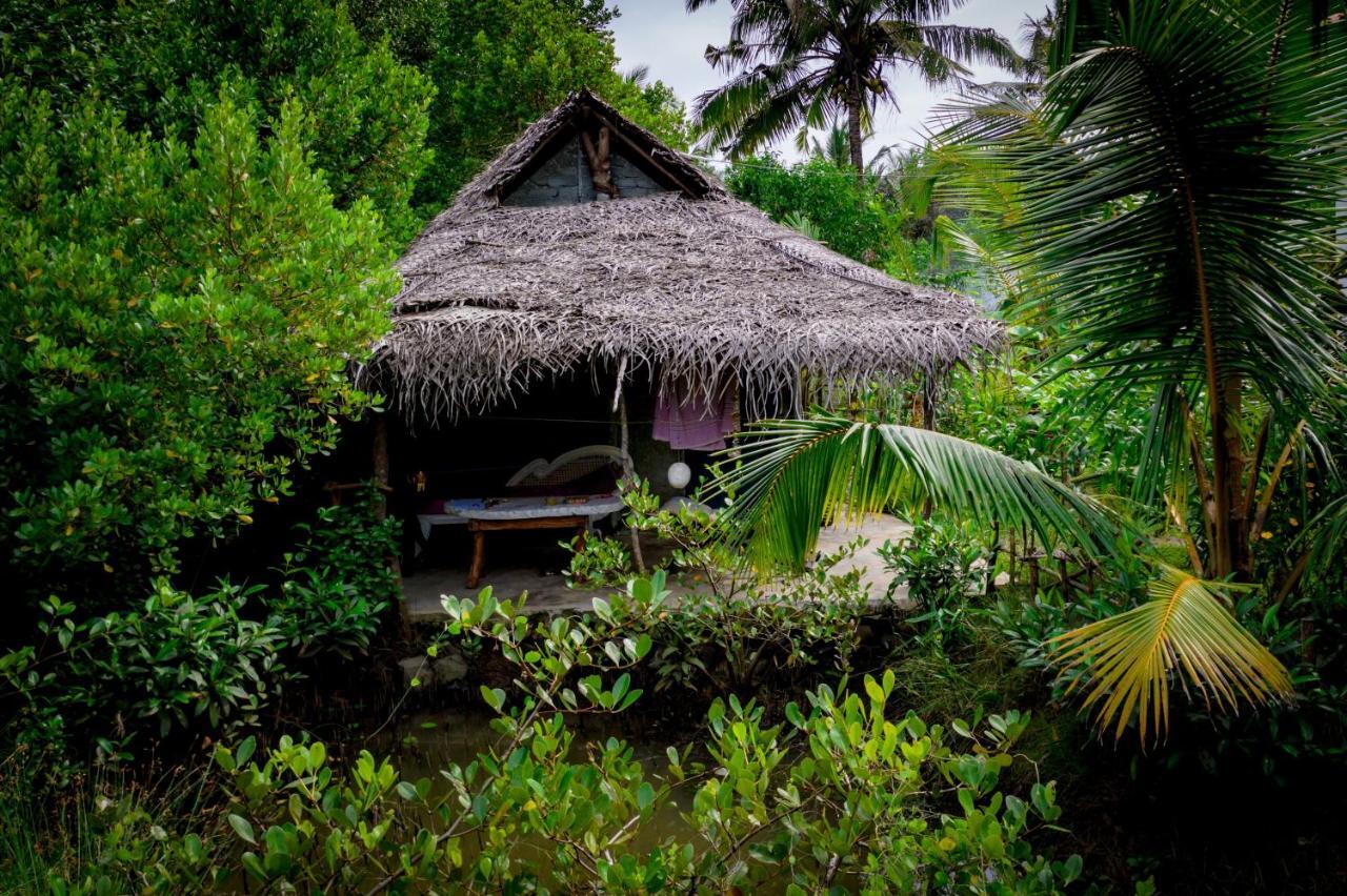 Mermaid Cabana And Tree Houses Tangalle Exterior foto
